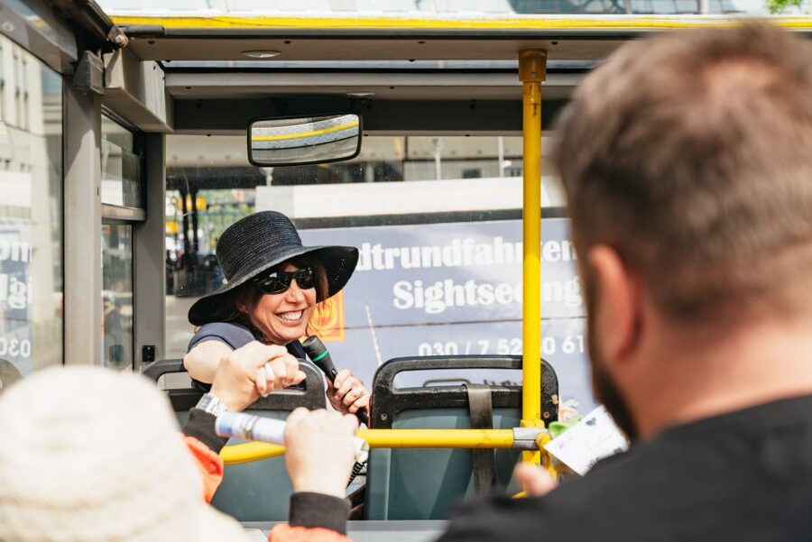 Berlin: Hop-on Hop-off Bus Tour with Live Commentary - Live German and English commentary, not just a narration track