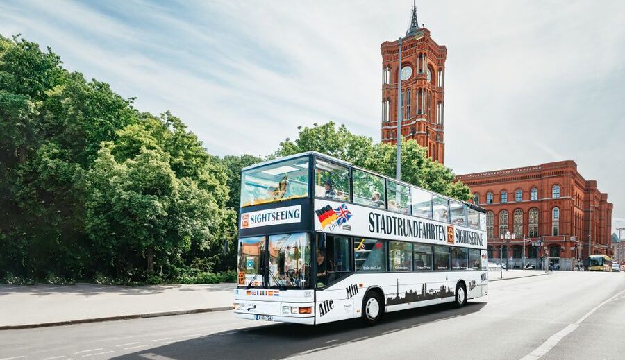 Berlin: Hop-on Hop-off Bus Tour with Live Commentary - Starting point at Galeria Kudamm, then KaDeWe and the big-center energy