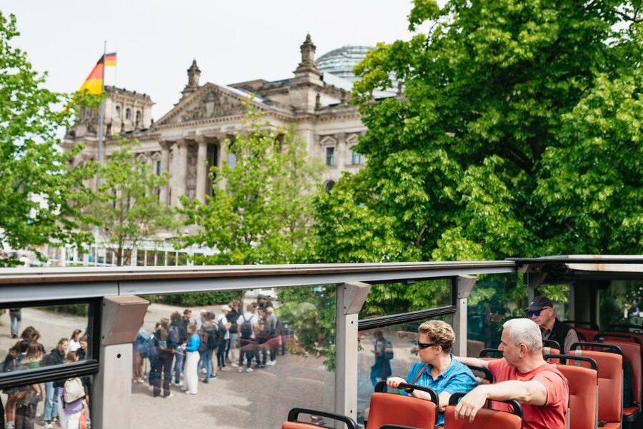 Berlin: Hop-on Hop-off Bus Tour with Live Commentary - Unter den Linden: Berlin’s showcase boulevard, with detours that matter