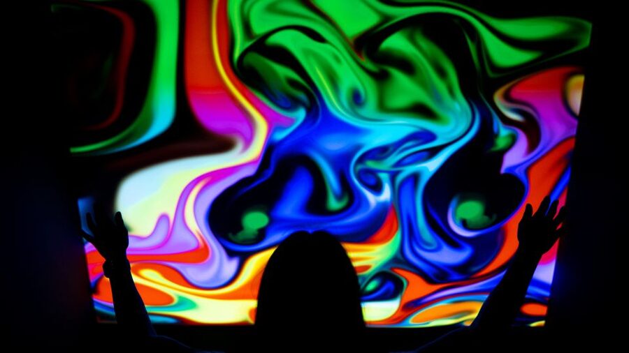 Berlin: Interactive DeJa Vu Museum Entrance Ticket - Interactive Illusions and Puzzle Rooms You Can Actually Touch