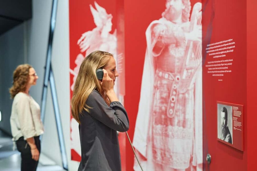 Berlin: Jewish Museum Highlights Tour - The big storyline: Middle Ages to today, with a clear focus on Germany