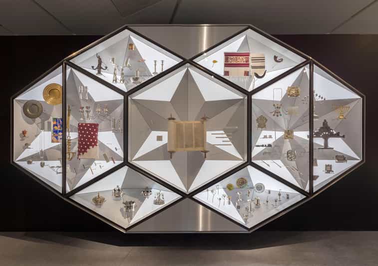 Berlin: Jewish Museum Highlights Tour - Guided stations you should focus on, without trying to see everything