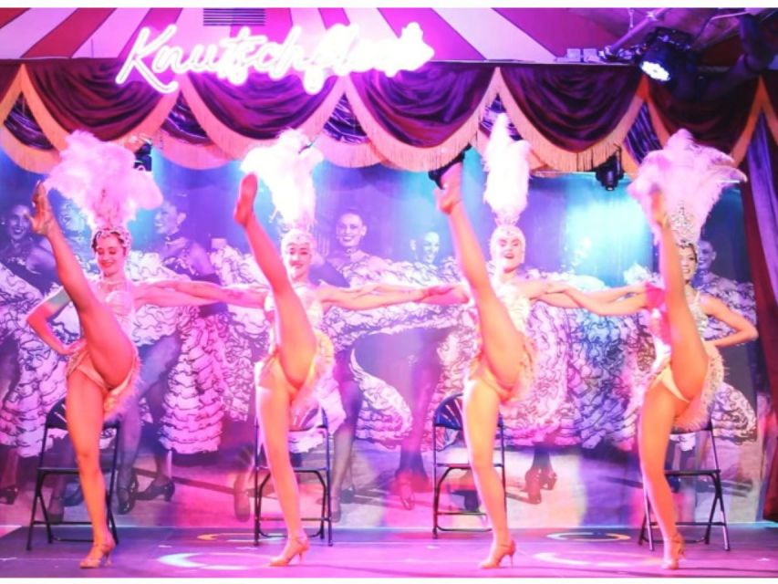 Berlin: Knutschfleck Ticket with Variety Show and Dinner - Dinner at the Adventure Restaurant: Berlin Kitchen, Portions, and Timing