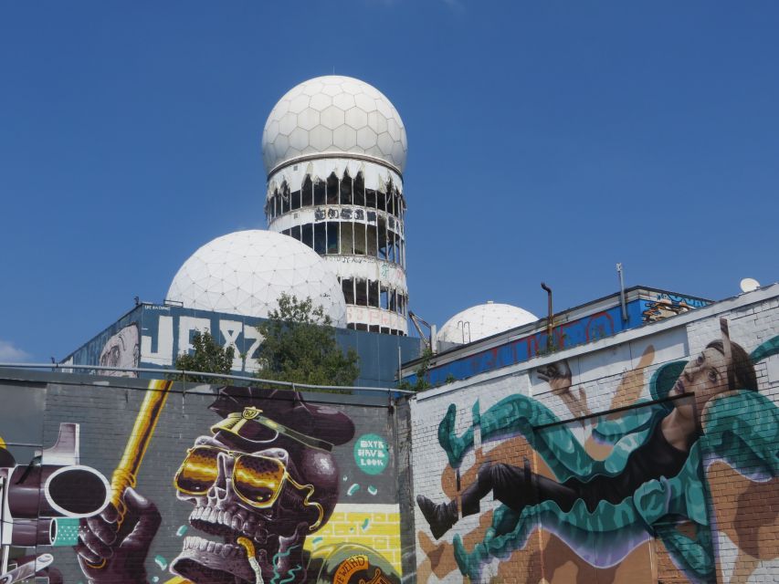 Berlin: Listening Station Teufelsberg Tour with Transfer - Roof terrace time: why the view is part of the payoff