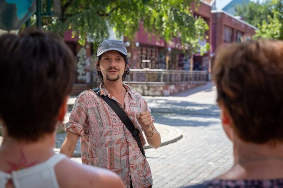 Berlin: Mitte Culinary Food Tour - Lustgarten and Berlin Palace Area: Aperitif Included, Stories Expanded