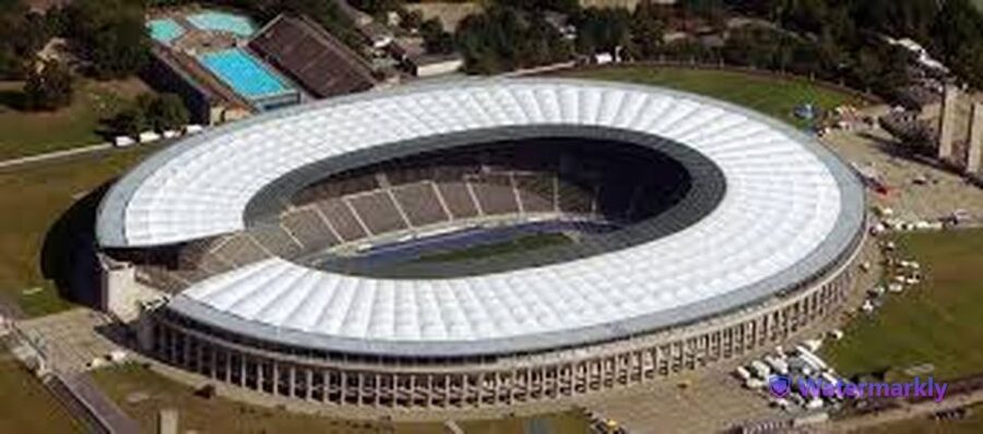 Berlin: Olympia Stadium Entrance Ticket - History on-site: how the stadium explains itself
