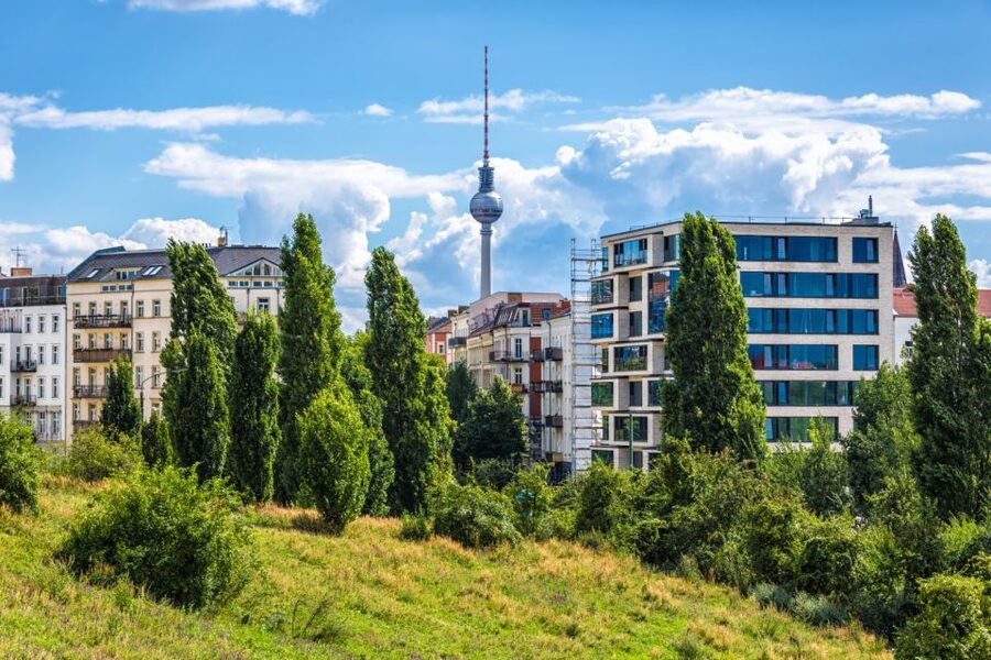Berlin Prenzlauer Berg: Scavenger Hunt Self-Guided Tour - Timing and walking: what 5 hours feels like in real life
