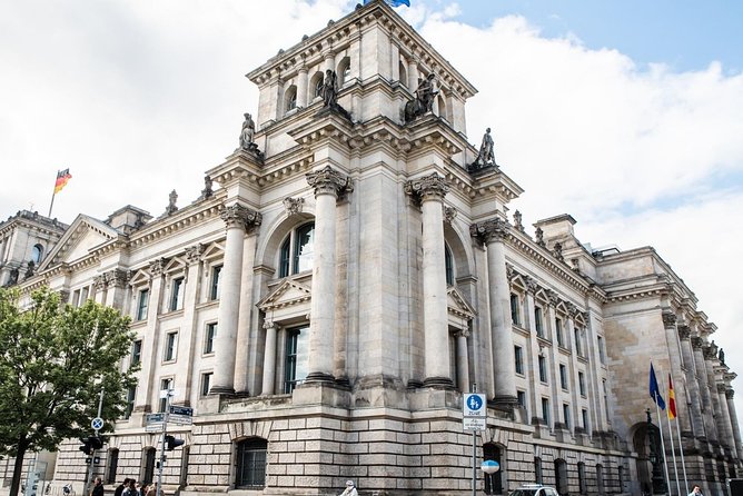 Berlin Private Custom Tour with a Local: Highlights & Hidden Gems - Stop 1: the Berlin that fits you