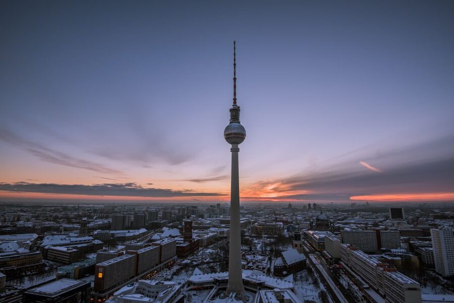 Berlin: Private Guided Tour of the Main Sights - Comfortable Riding: Microphones, Air-Conditioning, and Smooth Stops
