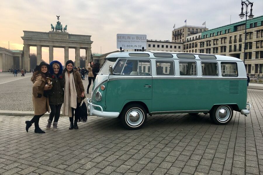 Berlin: Private Sightseeing Tour in Iconic Oldtimer VW Bus - Price and value: what $347 per group buys you