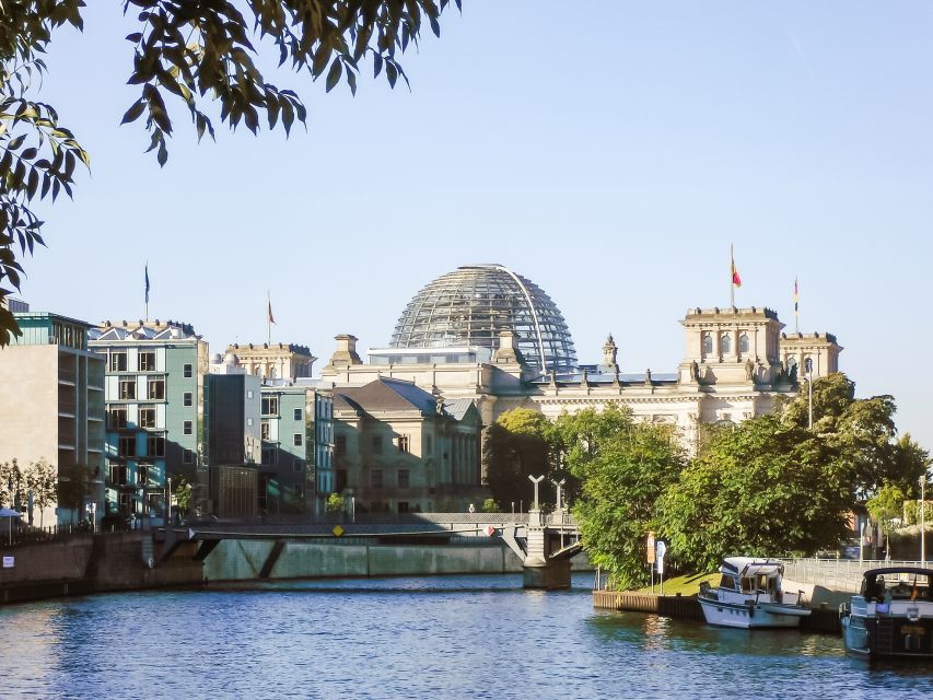 Berlin: Reichstag, Plenary Chamber, Cupola & Government Tour - Walking the Government District Along the Spree