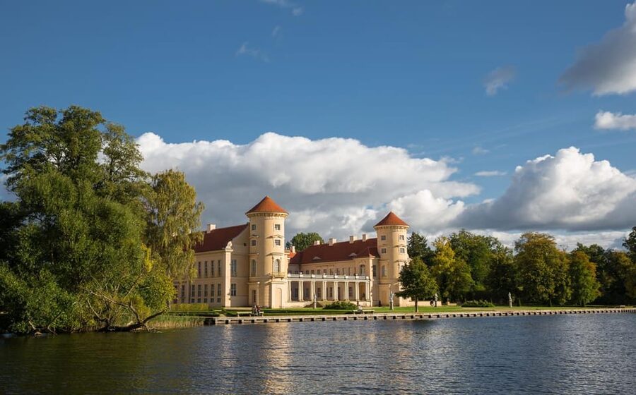 Berlin: Rheinsberg Palace Entrance Ticket - Where Rheinsberg Palace fits into your Berlin-area day