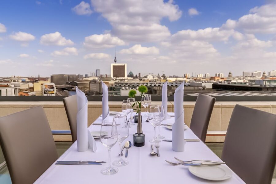 Berlin: Rooftop Lunch at the Reichstag's Käfer Restaurant - Why a rooftop lunch at the Reichstag feels like a Berlin cheat code