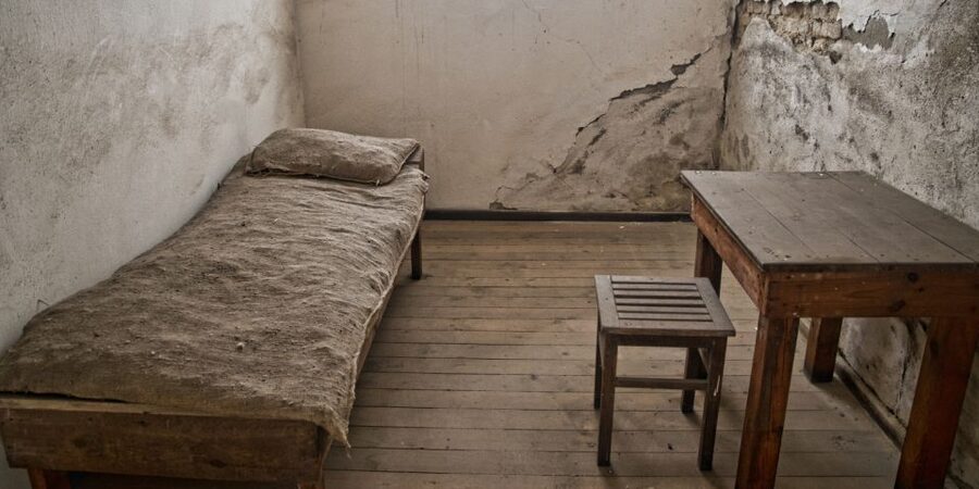 Berlin: Sachsenhausen Concentration Camp and Potsdam Tour - Who this tour fits best, and who should skip it