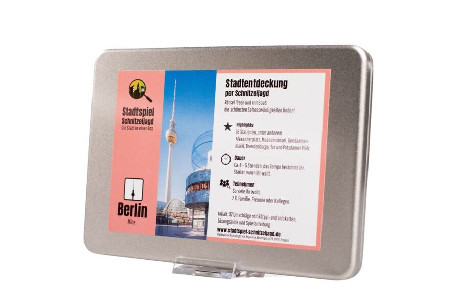 Berlin: Scavenger Hunt Self-Guided Tour - Rotes Rathaus and Berlin Cathedral: clues with built-in context