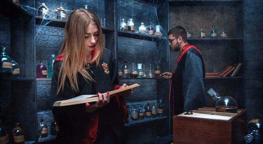 Berlin: “Shadow of the Rubber Duck” Escape Room Experience - How the One-Hour Countdown Changes Your Strategy