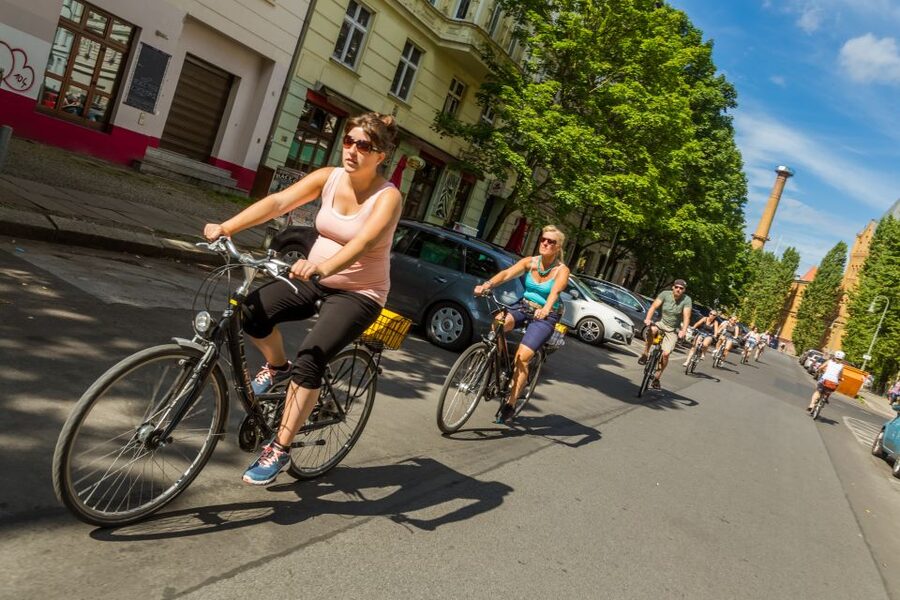 Berlin: Sights and Highlights Bike Tour with a Local Guide - A 3-hour route that gives you Berlin bearings fast