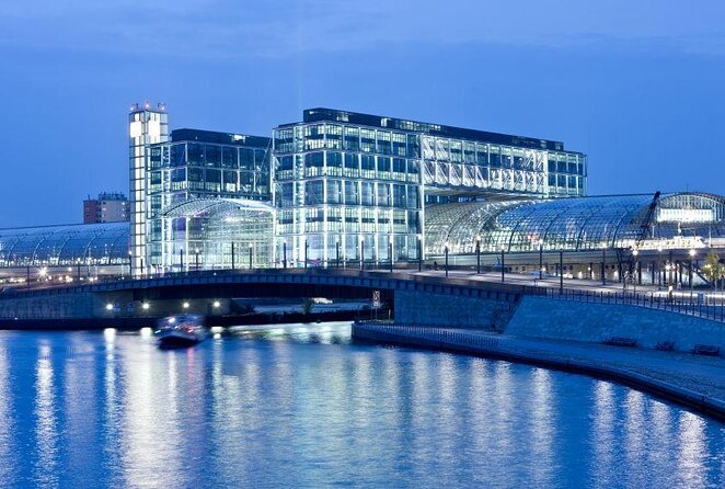 Berlin sightseeing boat tour on the Spree - Why a Spree boat is the smartest way to do day-one Berlin