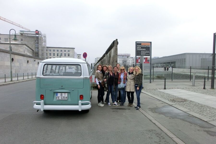 Berlin: Sightseeing Tour in Classic Volkswagen T1 Samba Bus - Crown Prince’s Palace, Humboldt University, and Unter den Linden: the “power and learning” axis