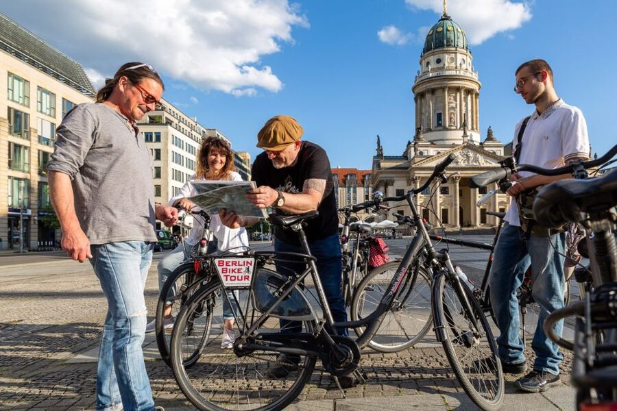 Berlin: Small Group Bike Tour Through City Center - Tiergarten, the Holocaust Memorial, and the Brandenburg Gate Moment
