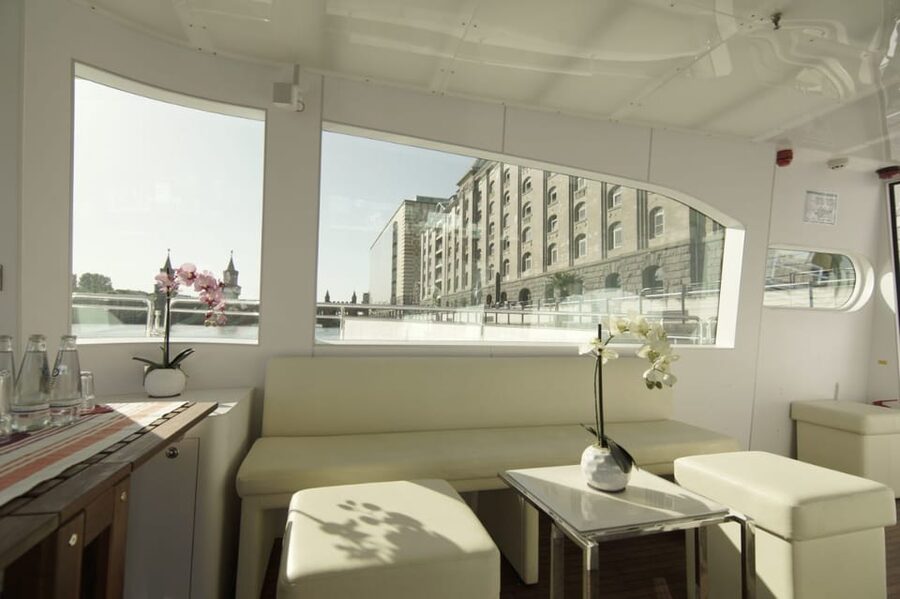Berlin: Solar Powered Sunset Catamaran Cruise & Audio Guide - Comfort, Drinks, Snacks, and the “Real Life” On-Board Feel