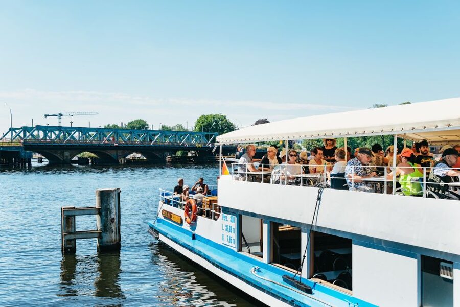 Berlin: Spree Boat Tour to Müggelsee - Spree To Müggelsee: A Calm Half-Day Reset from Berlin