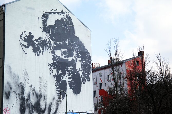 Berlin Street Art & Graffiti Walking Tour - Meeting at Neue Promenade 3, Then Walking Into Real Neighborhoods