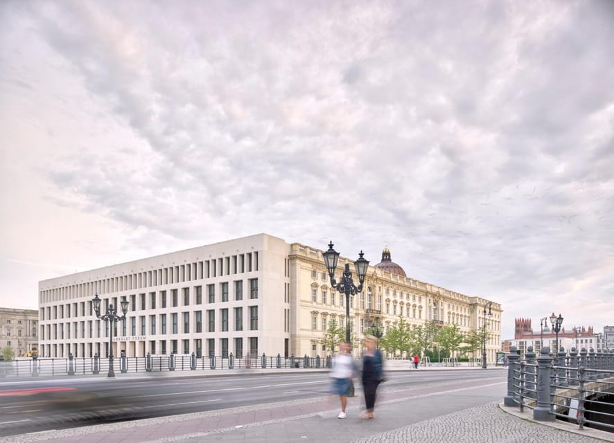 Berlin: "The Humboldt Forum for Newbies" Guided Tour - What happens during the walk, stop by stop