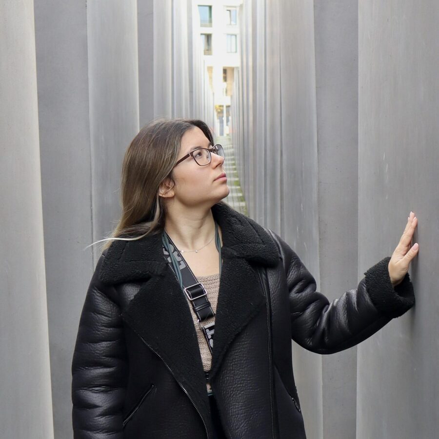 Berlin: Third Reich and Cold War 2 Hour Walking Tour - Where to meet and how to plan your 2 km walk