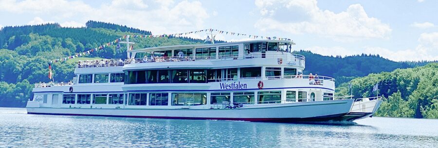 Biggesee: Boat Tour with All-inclusive cake buffet - Rules that matter on the boat: food, pets, smoking, and party vibes