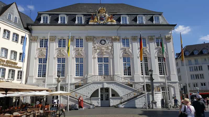 Bonn: Private City Highlights Walking Tour - Alter Zoll, Bonn’s Rhine-edge past, and a break for your camera