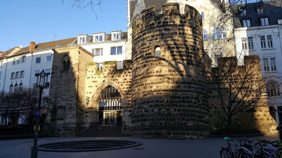 Bonn: Private City Highlights Walking Tour - Distant views, hidden “quick stops,” and what to do with your time