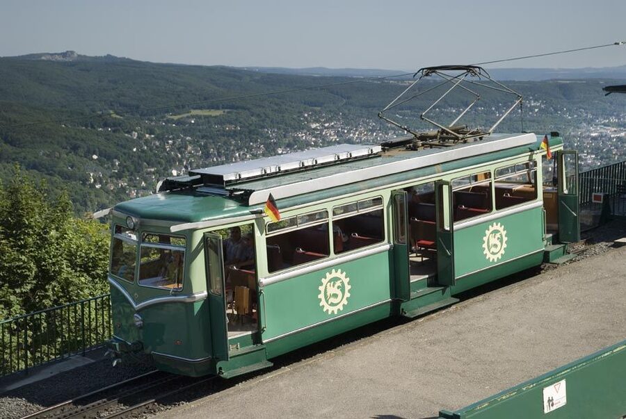 Bonn Regio WelcomeCard with Guidebook - Castles, Rhine Valley vibes, and the Drachenfels area discounts