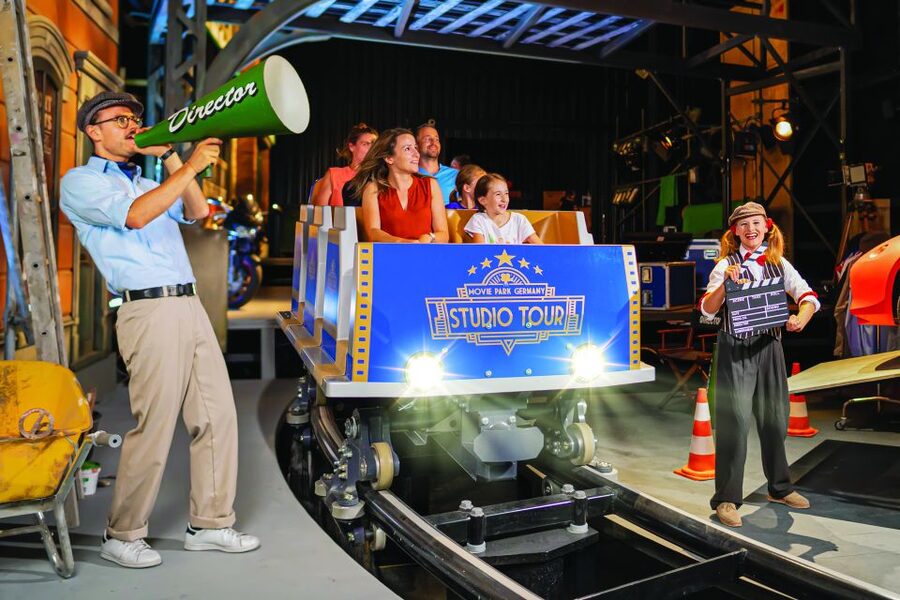 Bottrop: Movie Park Full-Day Admission Ticket - 7 themed areas and character meet-and-greet energy