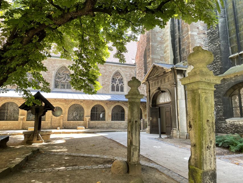 Braunschweig: Private Tour through the history of crime - Price and private-group value, including what you’re actually paying for