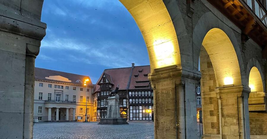 Braunschweig: Private Tour through the history of crime - 1.5 kilometers, 1.5 hours, and the comfort basics that matter