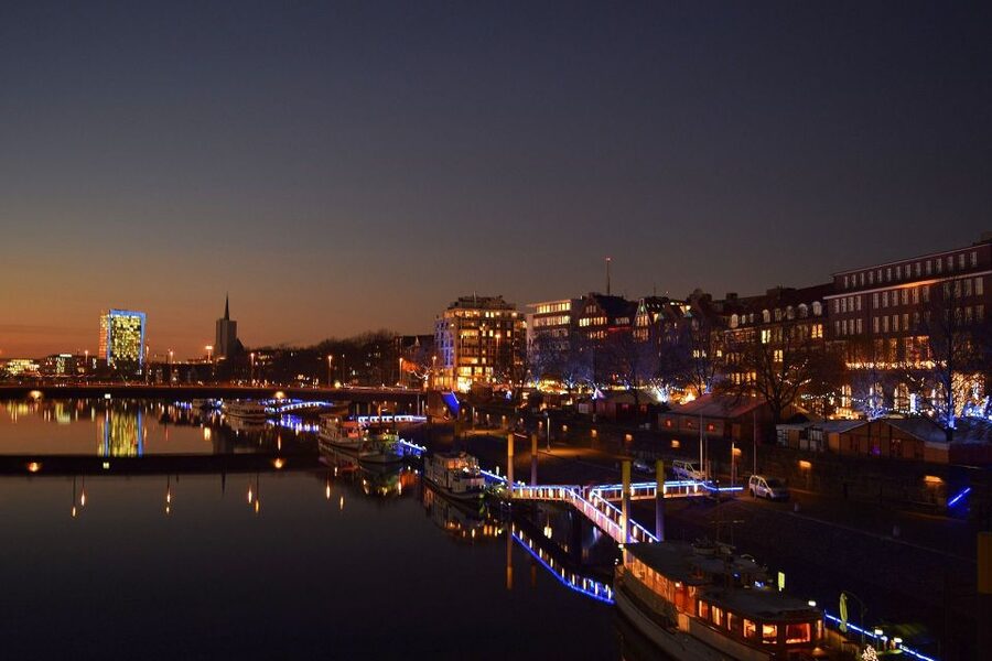 Bremen: Private Walking Tour with a Professional Guide - Practical planning tips so you enjoy the 90 minutes