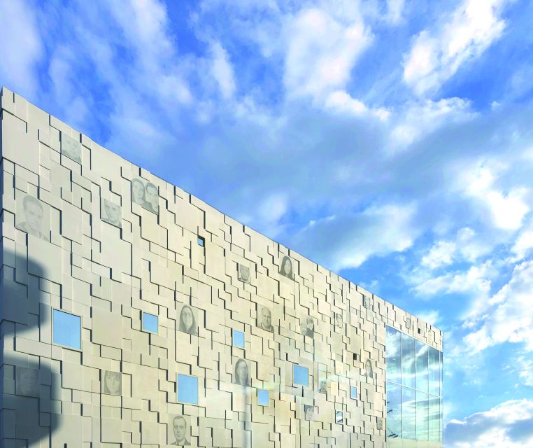 Bremerhaven: German Emigration Center Entrance Ticket - Finding the museum and getting oriented fast