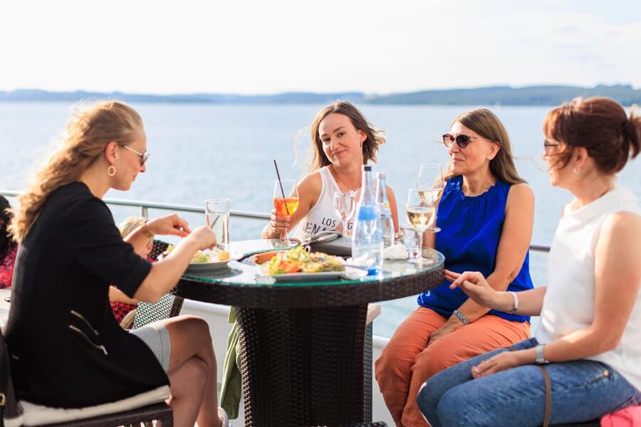 Brombachsee: Ship Tour on the Trimaran "MS Brombachsee" - A trimaran built for smooth, stepless sailing