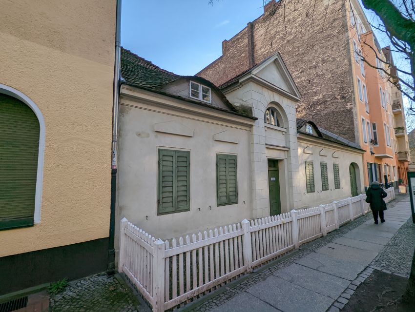Charlottenburg: 2-Hour City Walking Tour - Price and value: $23 for two hours of context, not just photos