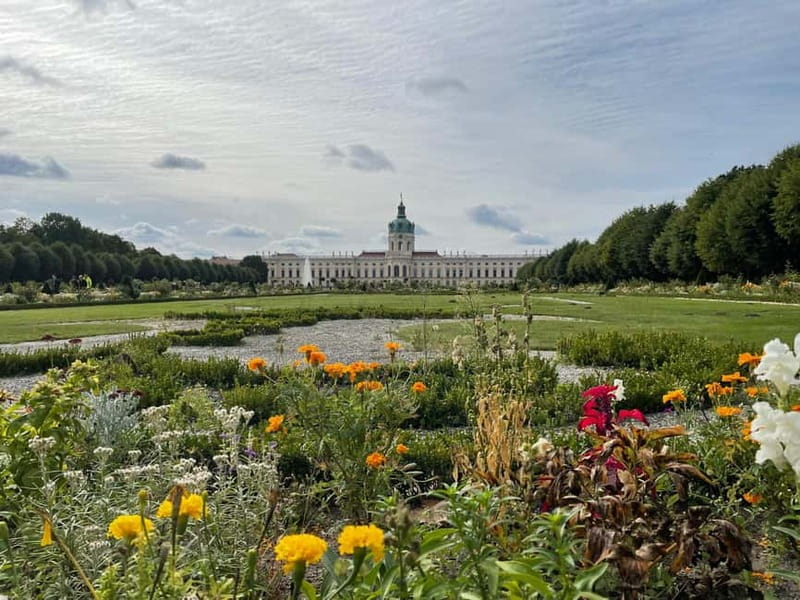 Charlottenburg Palace with an excursion to Potsdam - A smooth coach day from Berlin to Potsdam