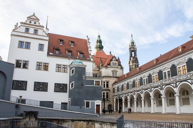 City tour and castle tour with green vaults, parade rooms and much more - Green Vault details you will actually remember