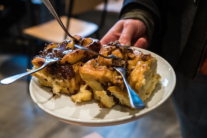 Classic Bites and Culinary Trends Neighborhood Food Tour in Berlin - Pappelallee coffee bar: roasting their own beans and 8 espresso types