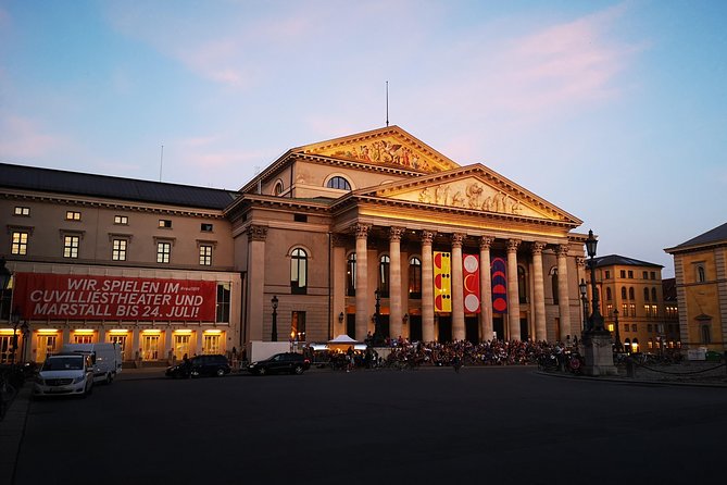 Classic Mike's Bike Tour daily @ 11.30 incl Beer Garden & Surfers - Key things that make this Munich bike tour worth your time