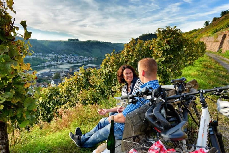 Cochem: Bike and Boat Tour with Picnic and Wine Tasting - Your time in Cochem after the boat ride