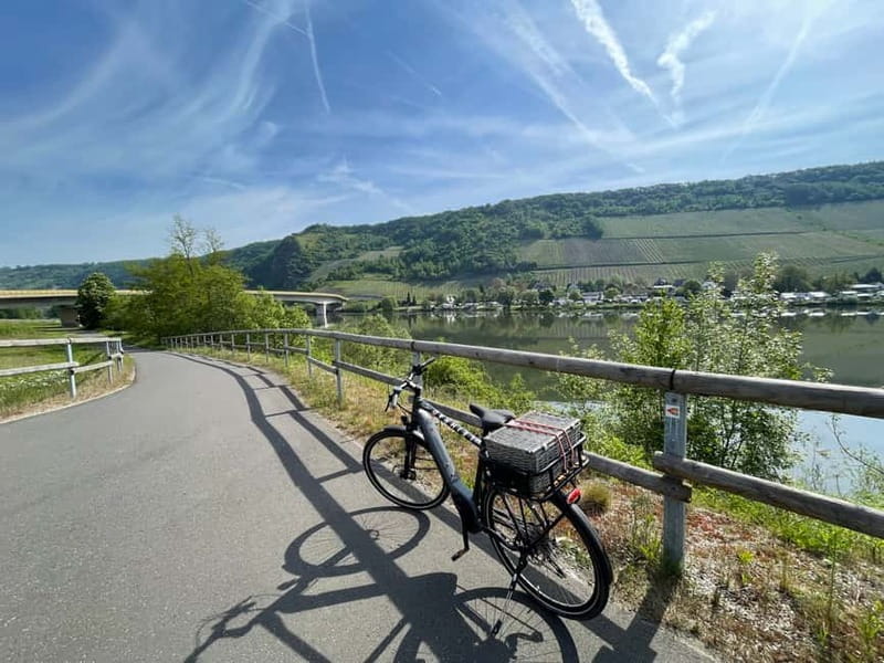 Cochem: Bike and Boat Tour with Picnic and Wine Tasting - Cochem pickup at the KD Ticket Office, and what to watch for