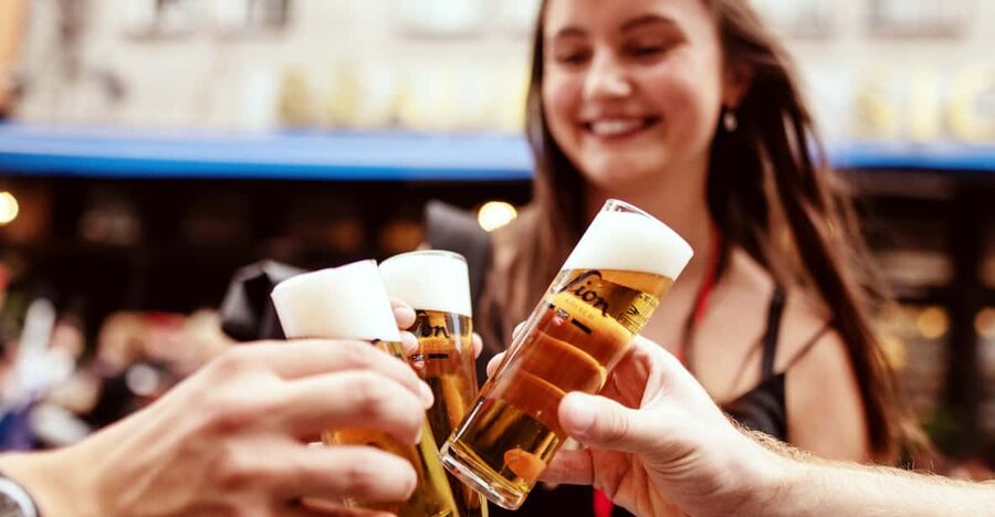 Cologne: Brewery Tour with 3 Kölsch Beer Tastings - Früh am Dom: your first Kölsch and the tone-setting stop