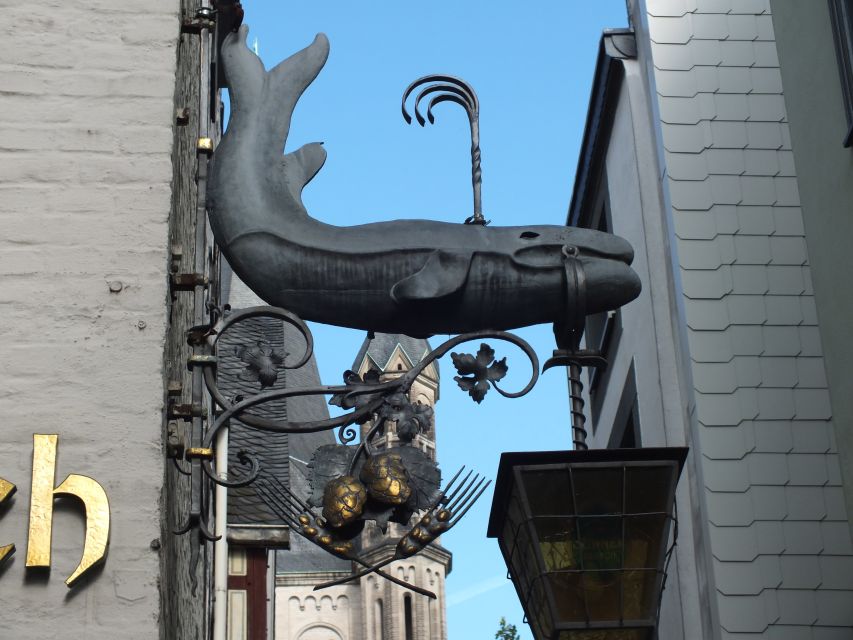 Cologne: Brewery Tour with Beer Tasting and Halven Hahn - The Old Town experience: cozy living rooms and cathedral-city humor