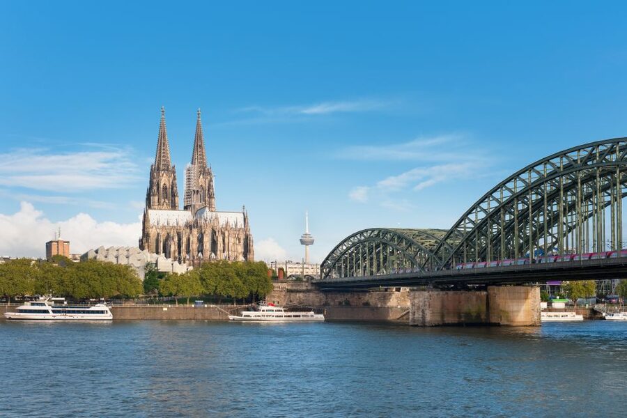 Cologne Cathedral and Old Town Tour with 1 Kölsch - Key things to know before you go