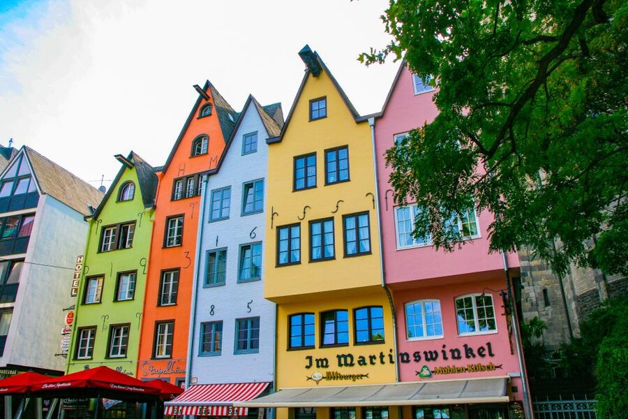 Cologne: City Highlights with Local Guide - Passing Groß St. Martin: medieval Cologne in a short walk segment